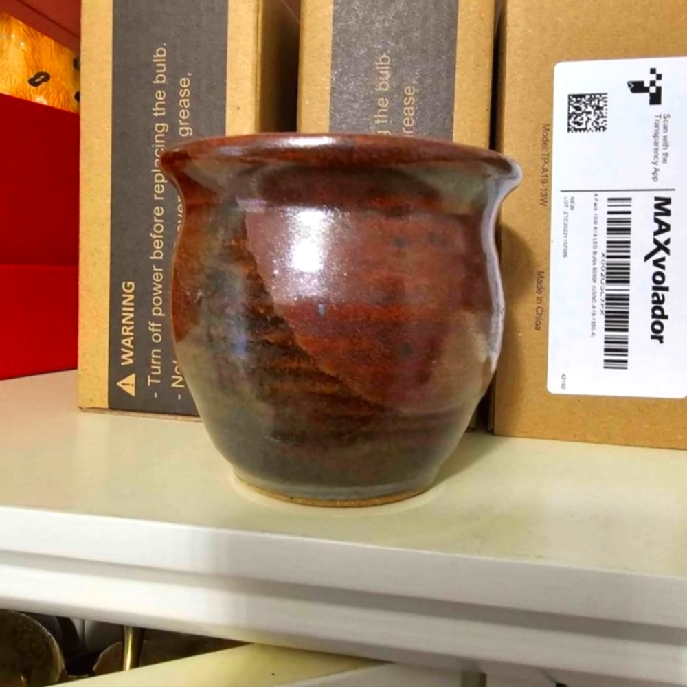 Small pottery